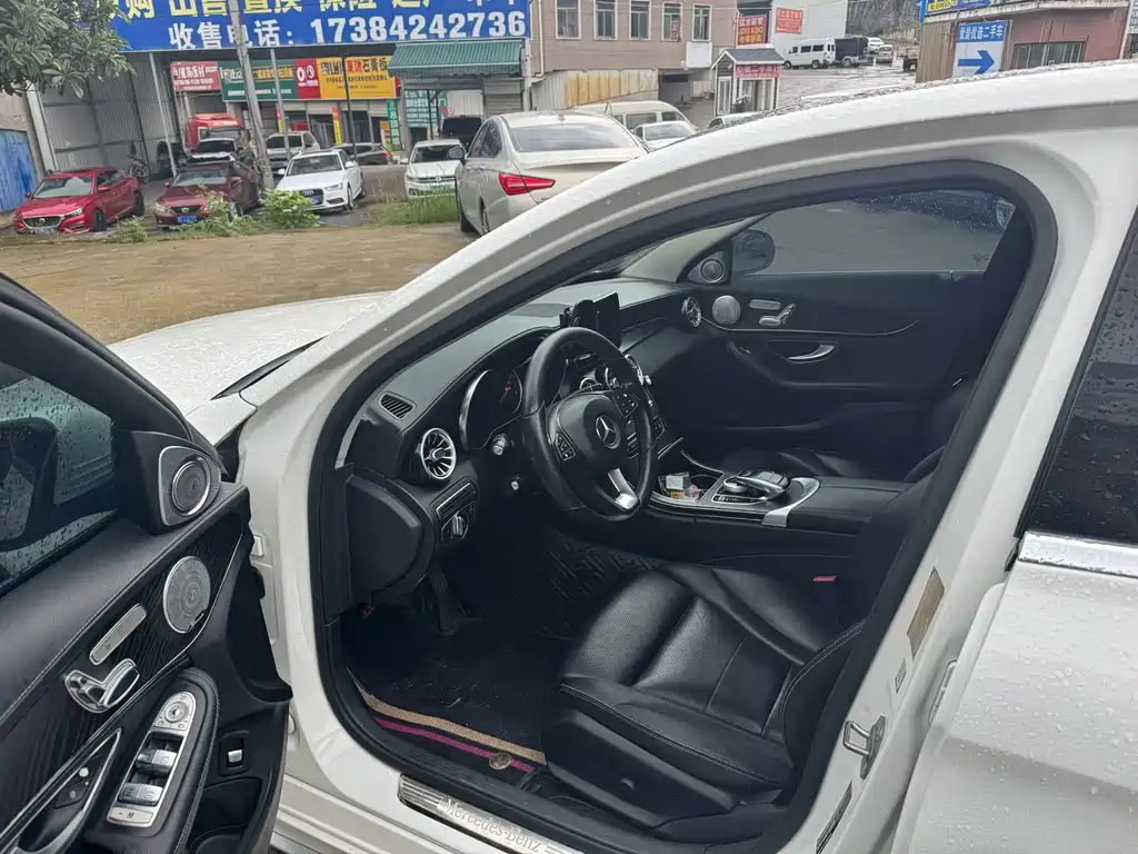 Mercedes-Benz C-Class 2017