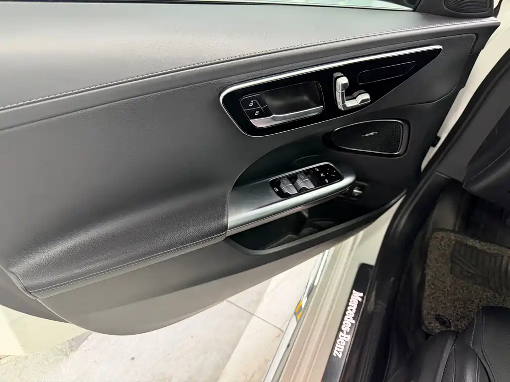 Mercedes-Benz C-Class New Energy 2023 — фото 12