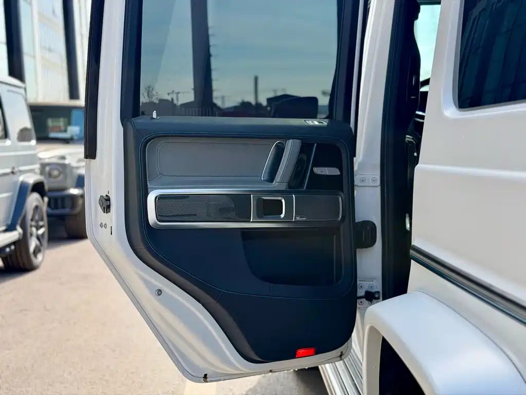 Mercedes-Benz G-Class New Energy 2025 — фото 14