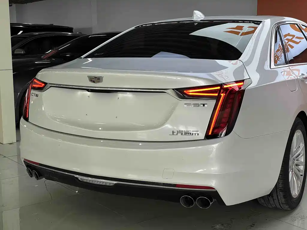 Cadillac CT6 2020 — фото 9