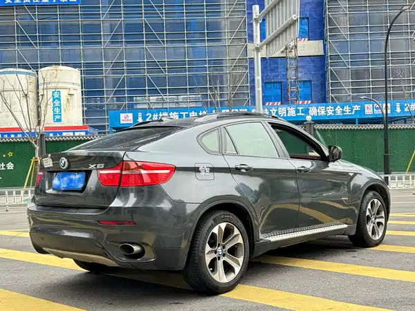 BMW X6 2012