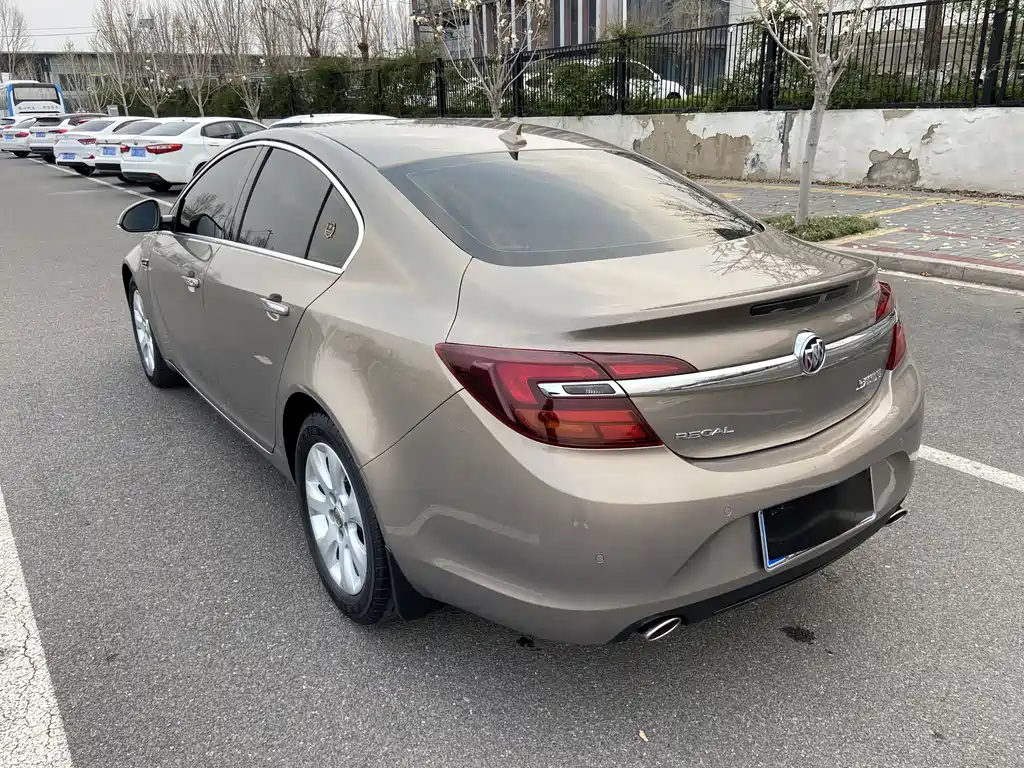 Buick Regal 2015 — фото 6