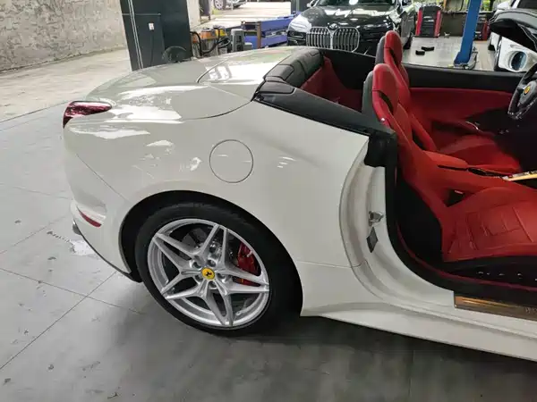 Ferrari California T 2018