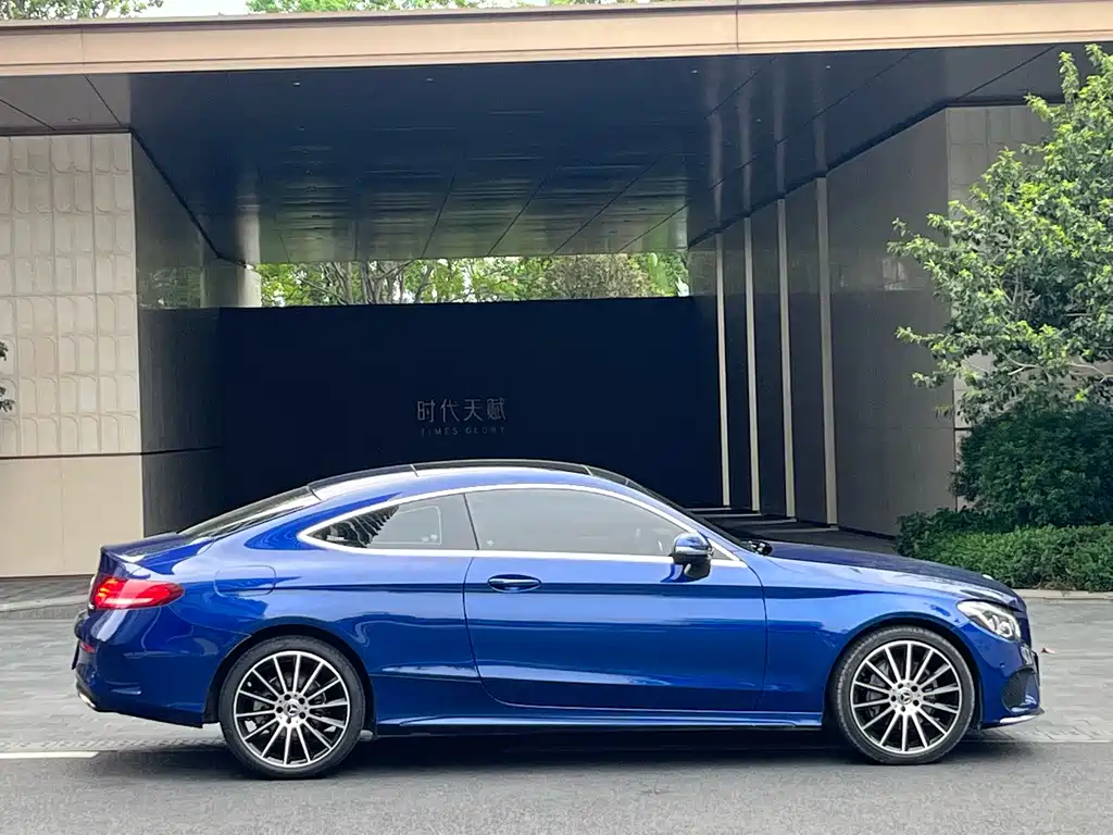 Mercedes-Benz C-Class 2017 — фото 10