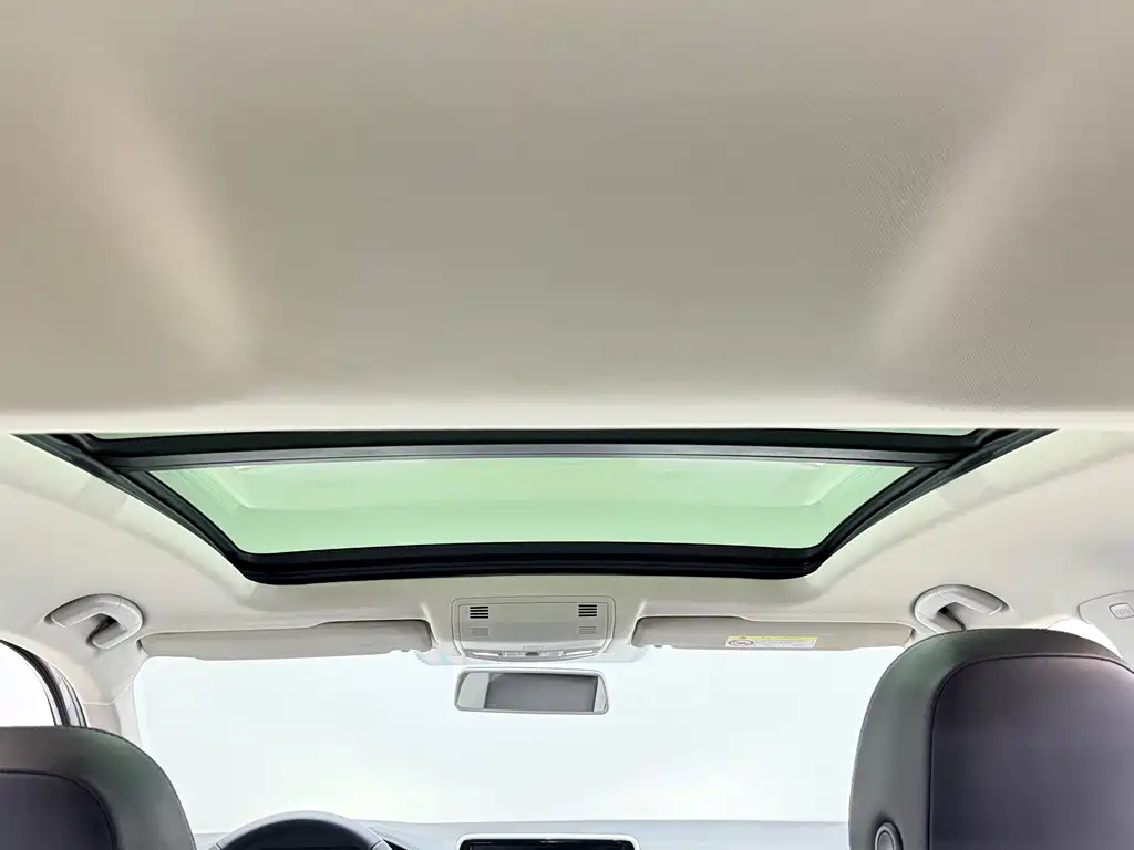 Volkswagen T-Roc 2023 — фото 14