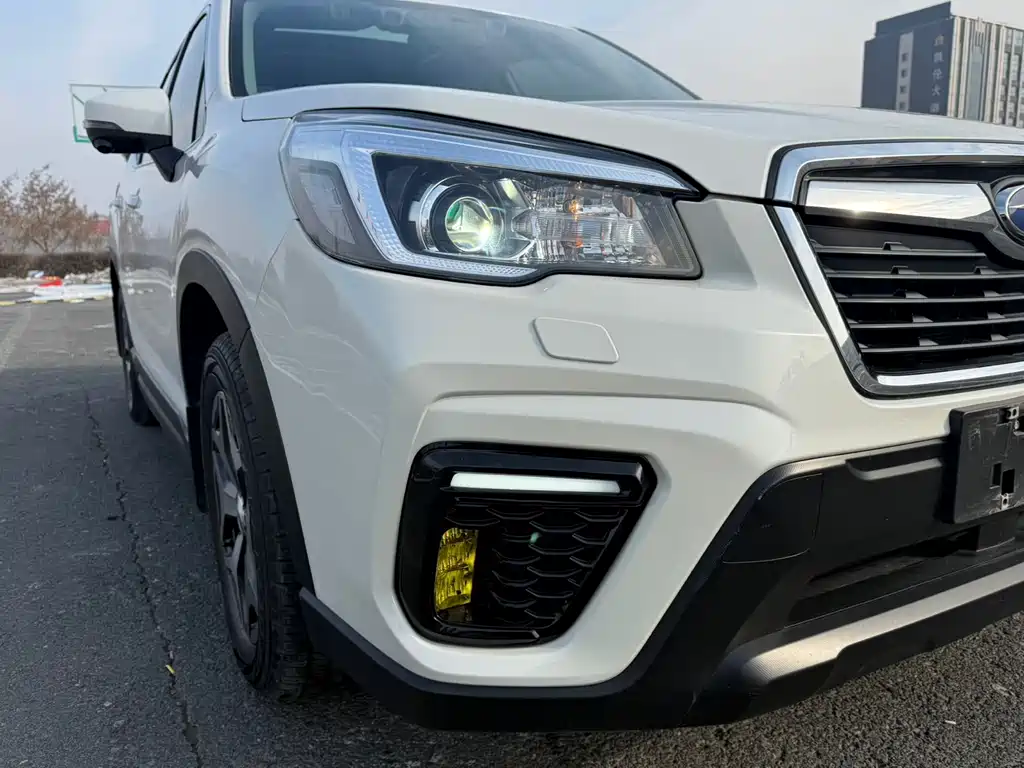 Subaru Forester 2021 — фото 9