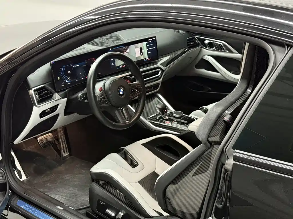 BMW M4 2023 — фото 15