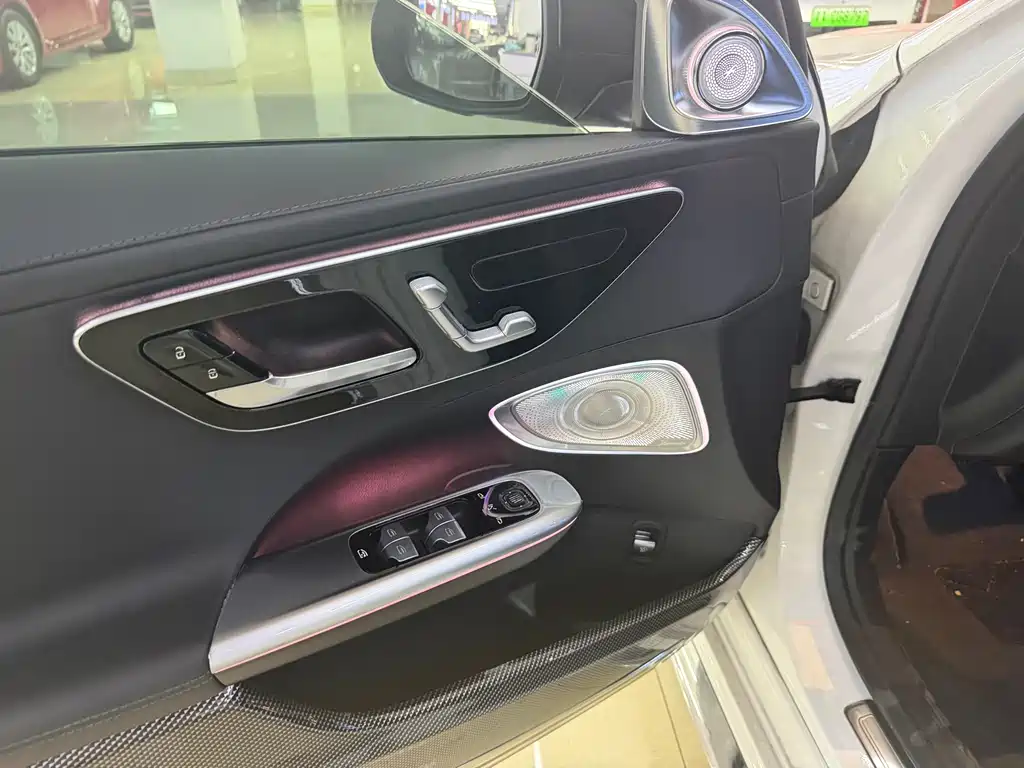 Mercedes-Benz C-Class 2022