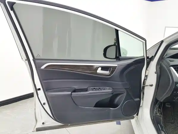 Honda Jade 2018