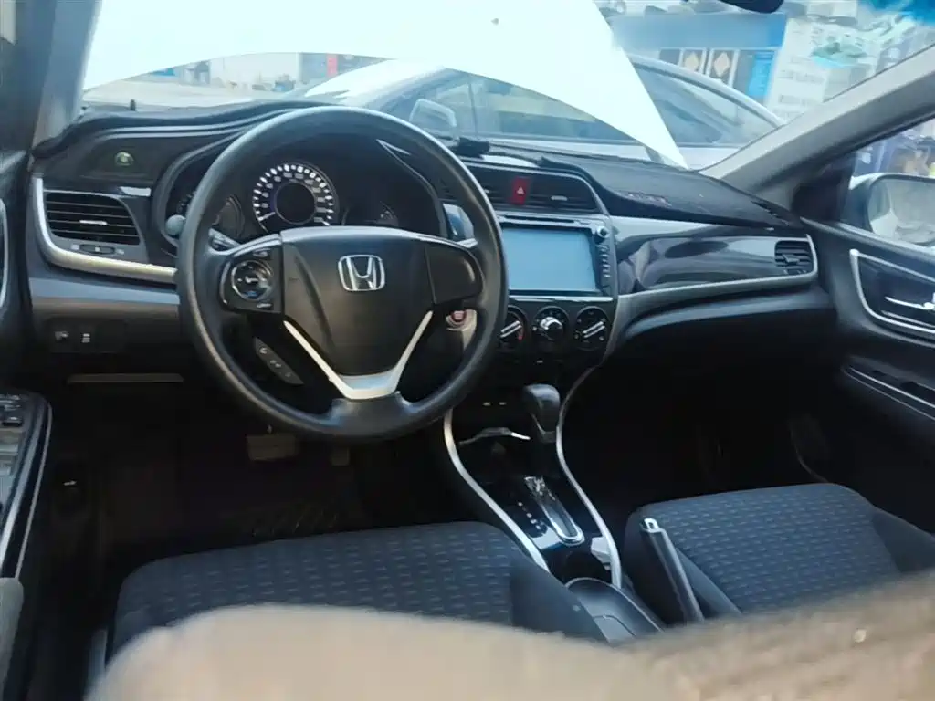 Honda Crider 2015 — фото 10