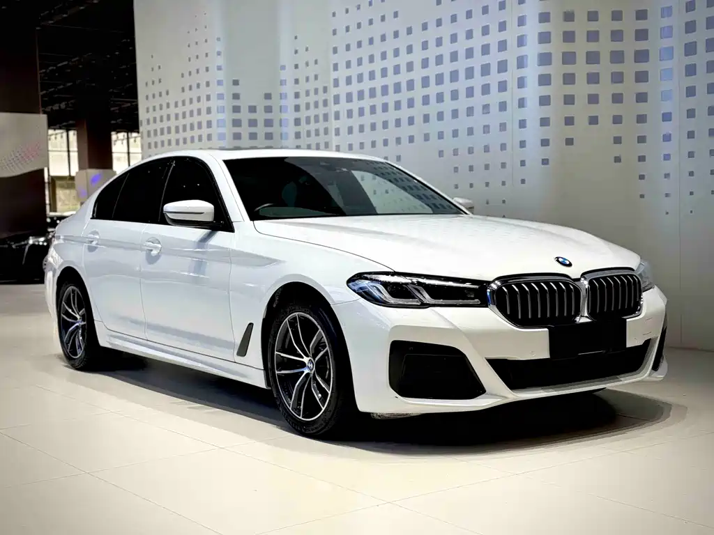 BMW 5 Series 2023