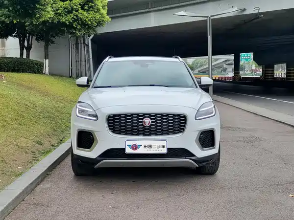 Jaguar E-PACE 2024