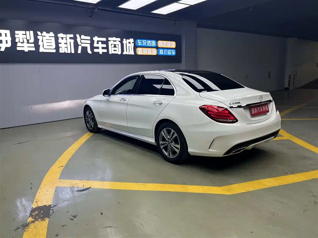 Mercedes-Benz C-Class 2018 — фото 9