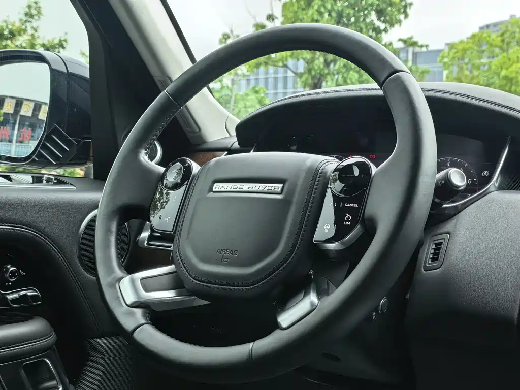 Land Rover Range Rover 2021 — фото 17