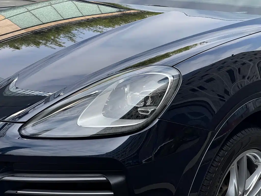 Porsche Cayenne 2019 — фото 10