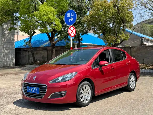 Peugeot 308 2014