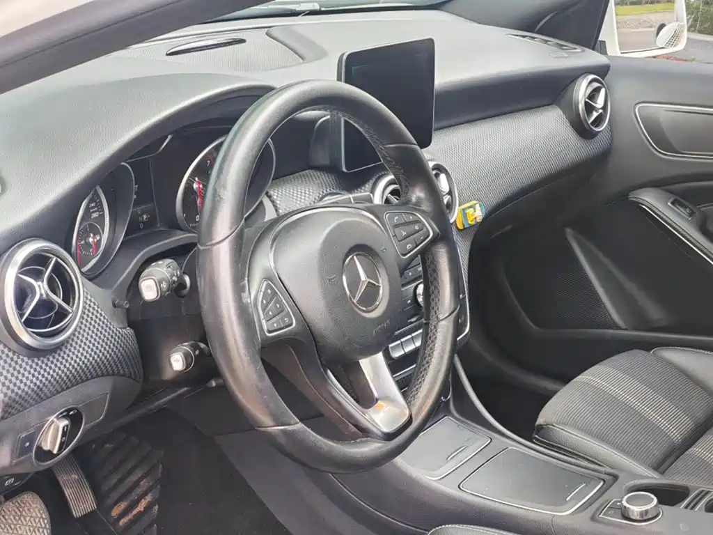 Mercedes-Benz A-Class 2017