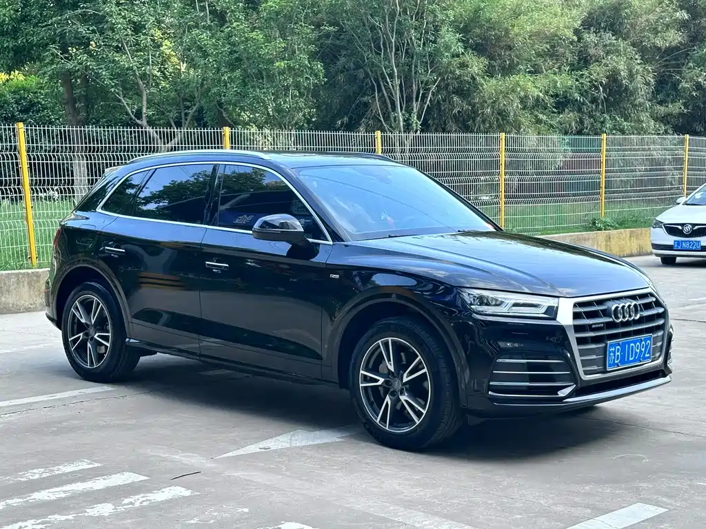 Audi Q5L 2019 — фото 3