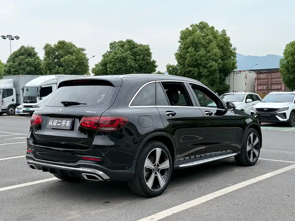 Mercedes-Benz GLC 2023 — фото 4