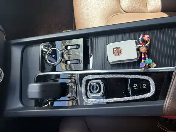 Volvo XC60 2024