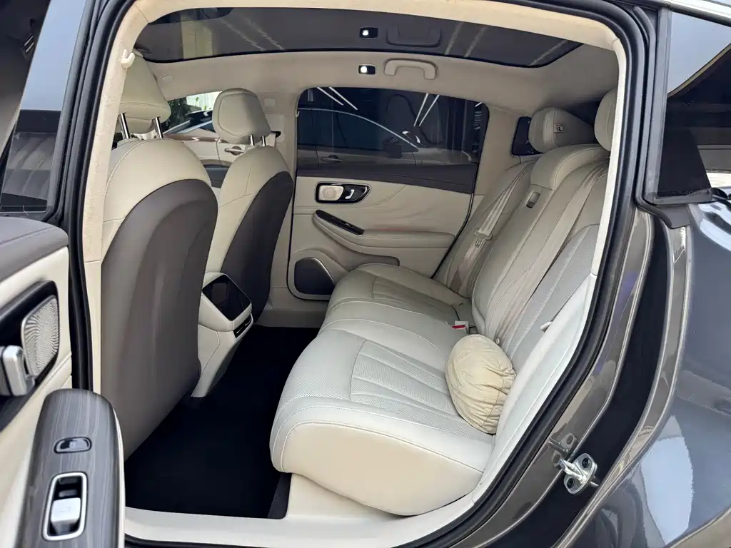 Roewe Feifan F7 2023 — фото 11