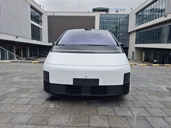 Li Auto MEGA 2025