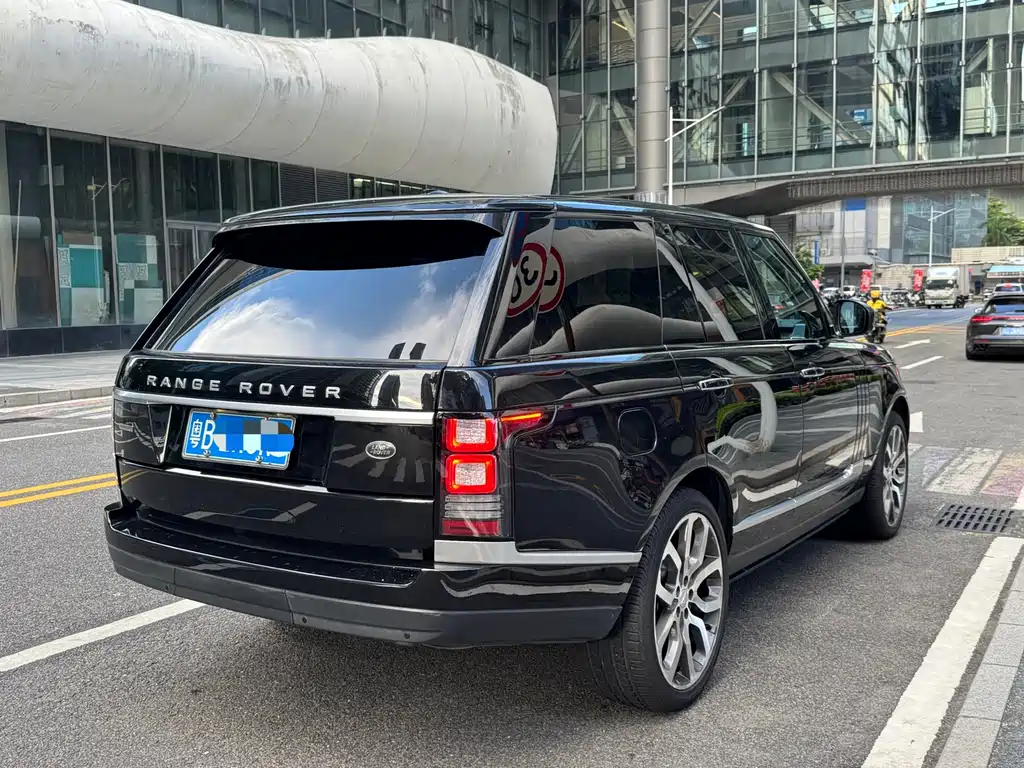 Land Rover Range Rover 2015 — фото 15