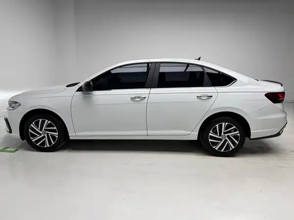 Volkswagen Lavida 2024