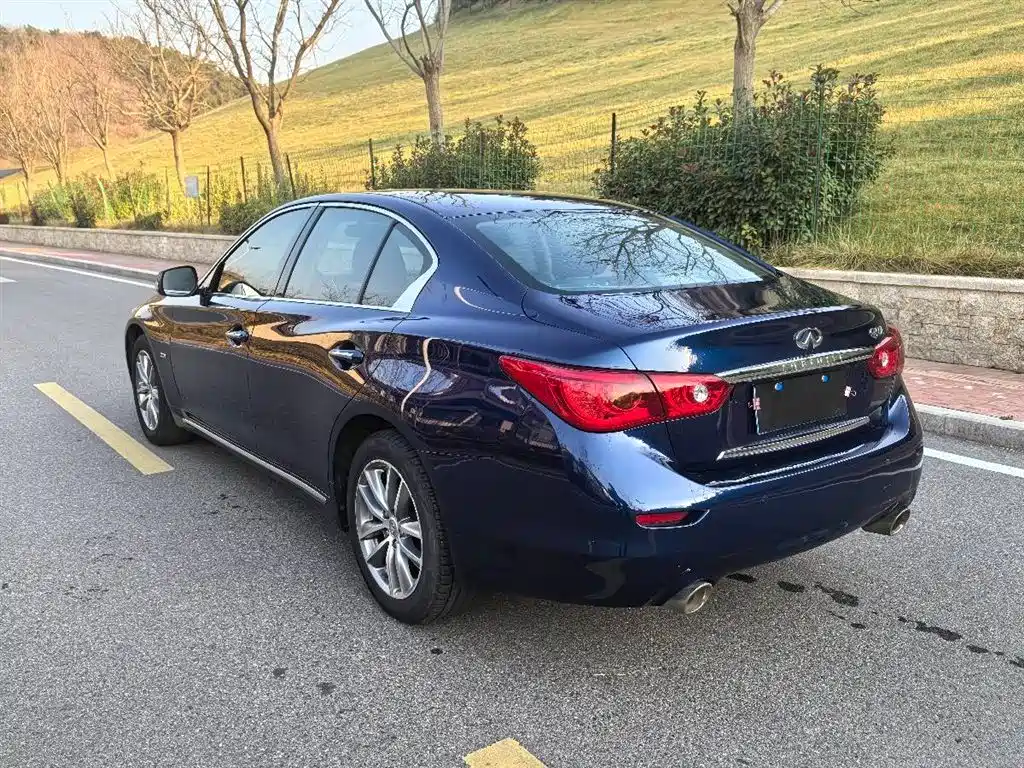 Infiniti Q50L 2018