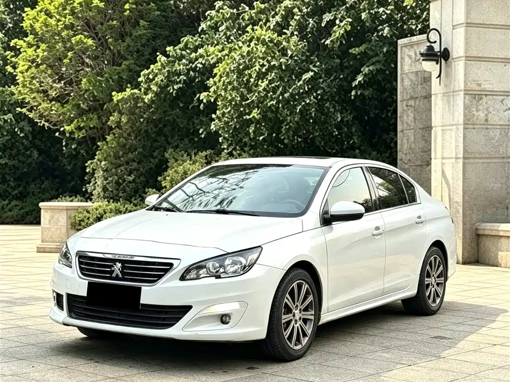 Peugeot 408 2015