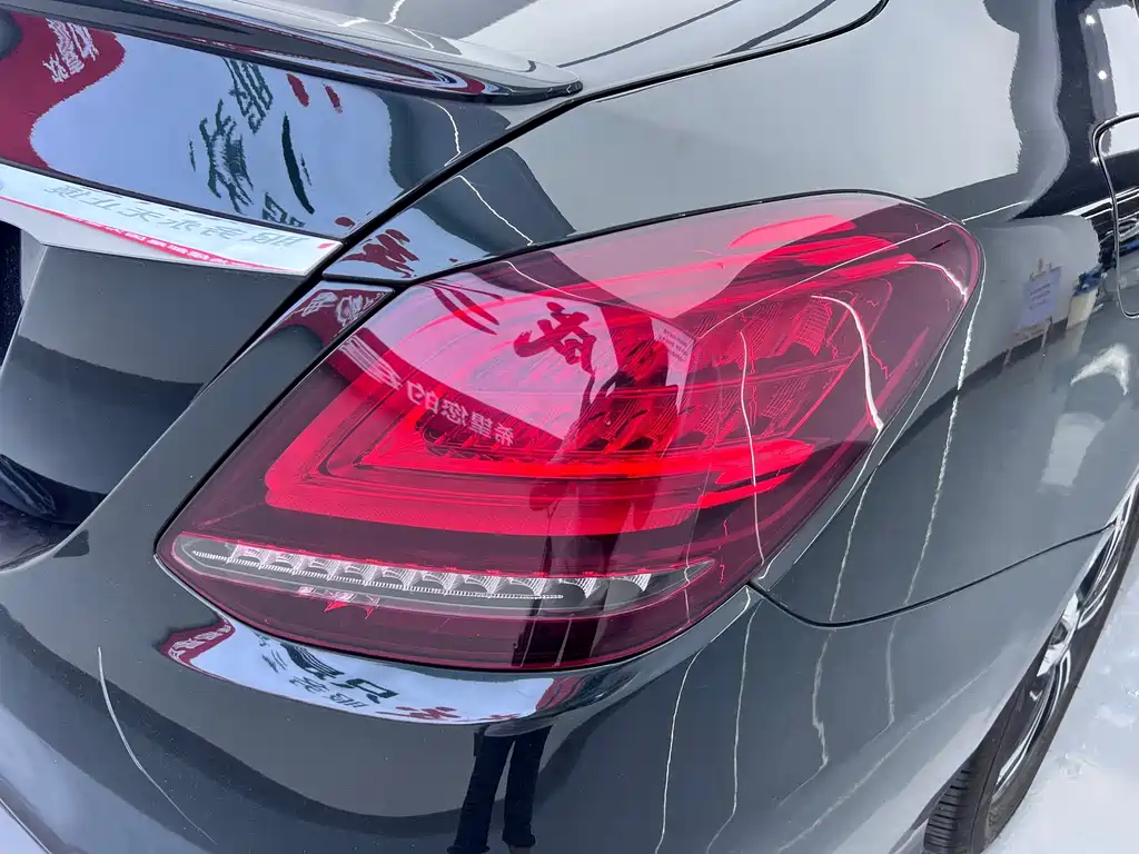 Mercedes-Benz C-Class 2020 — фото 20