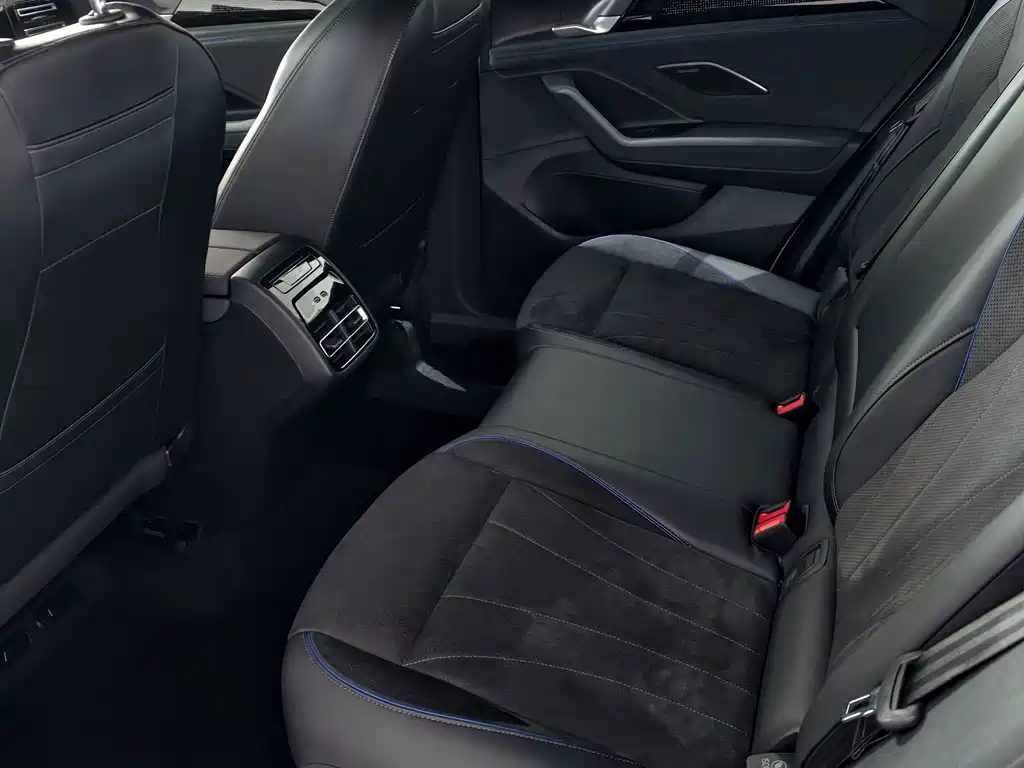 Volkswagen Tiguan L 2026