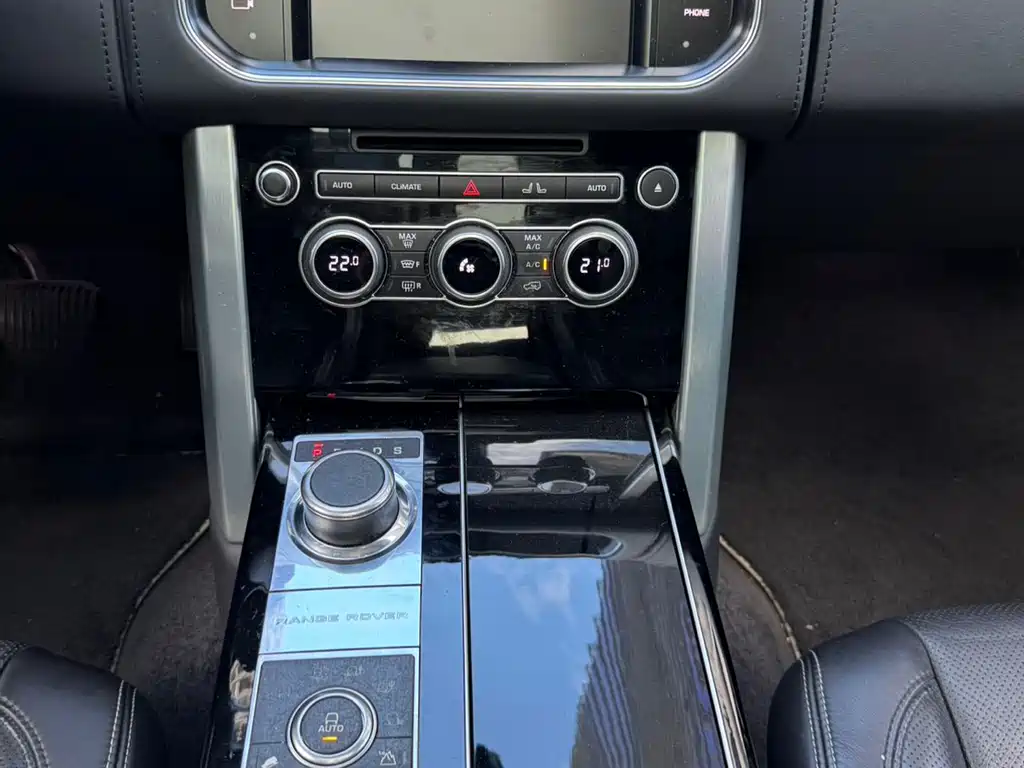Land Rover Range Rover 2015 — фото 11
