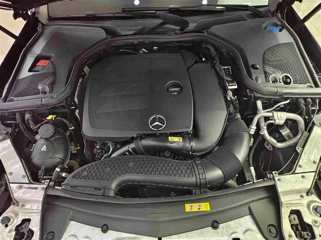 Mercedes-Benz E-Class 2020 — фото 16