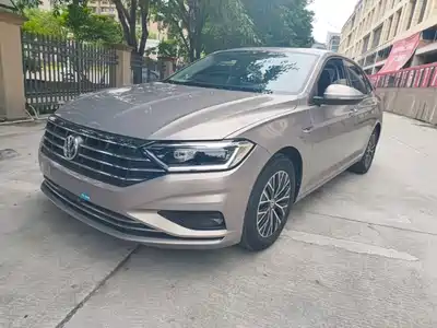 Volkswagen Sagitar 2020