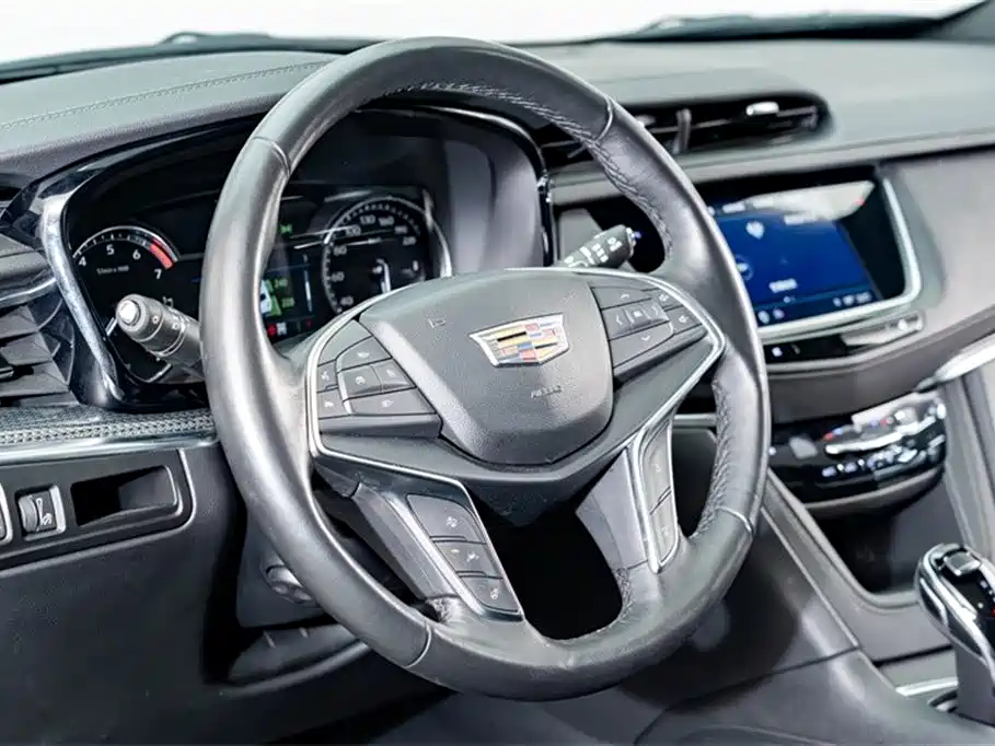 Cadillac XT5 2024 — фото 10