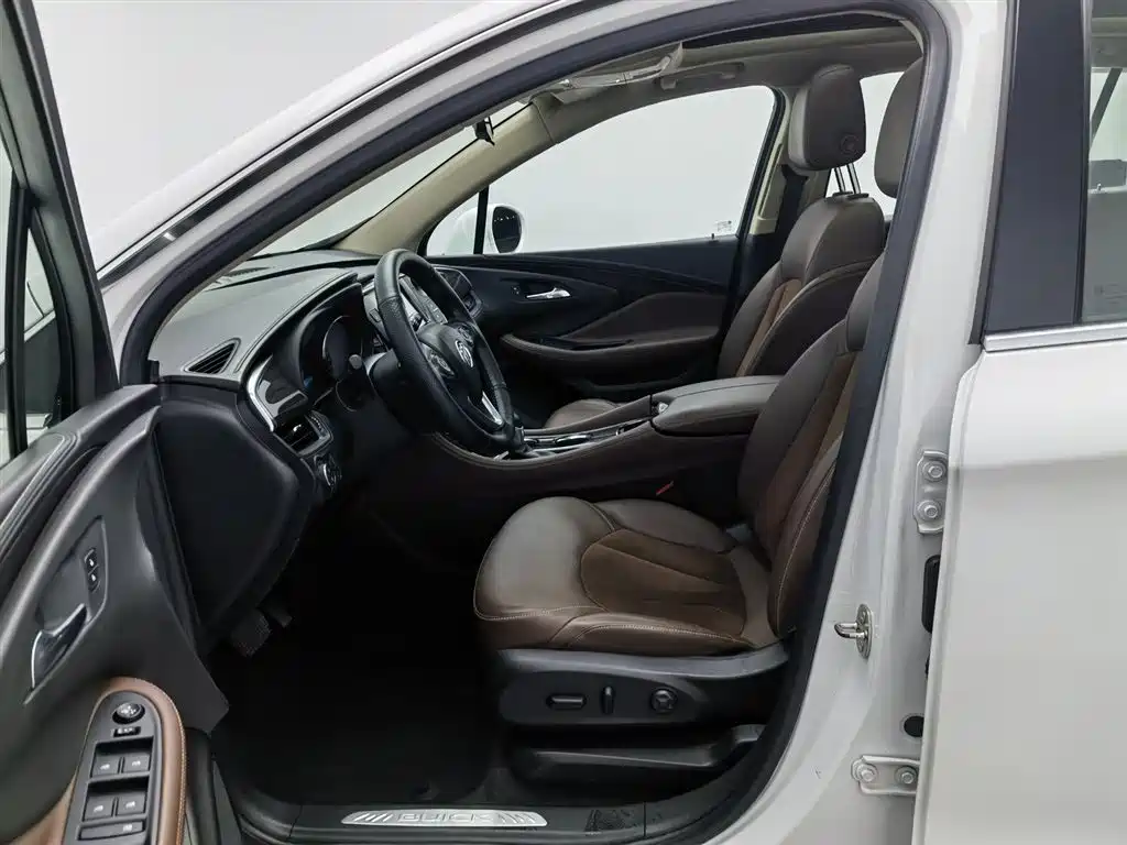 Buick Envision Plus 2017 — фото 10