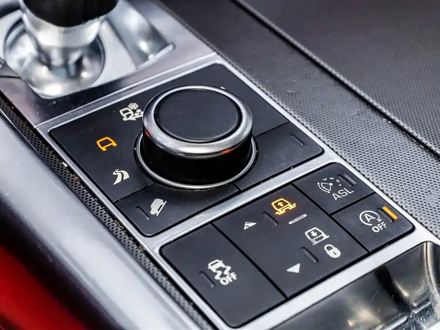 Land Rover Sport 2016 — фото 25