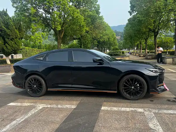 Changan UNI-V 2022