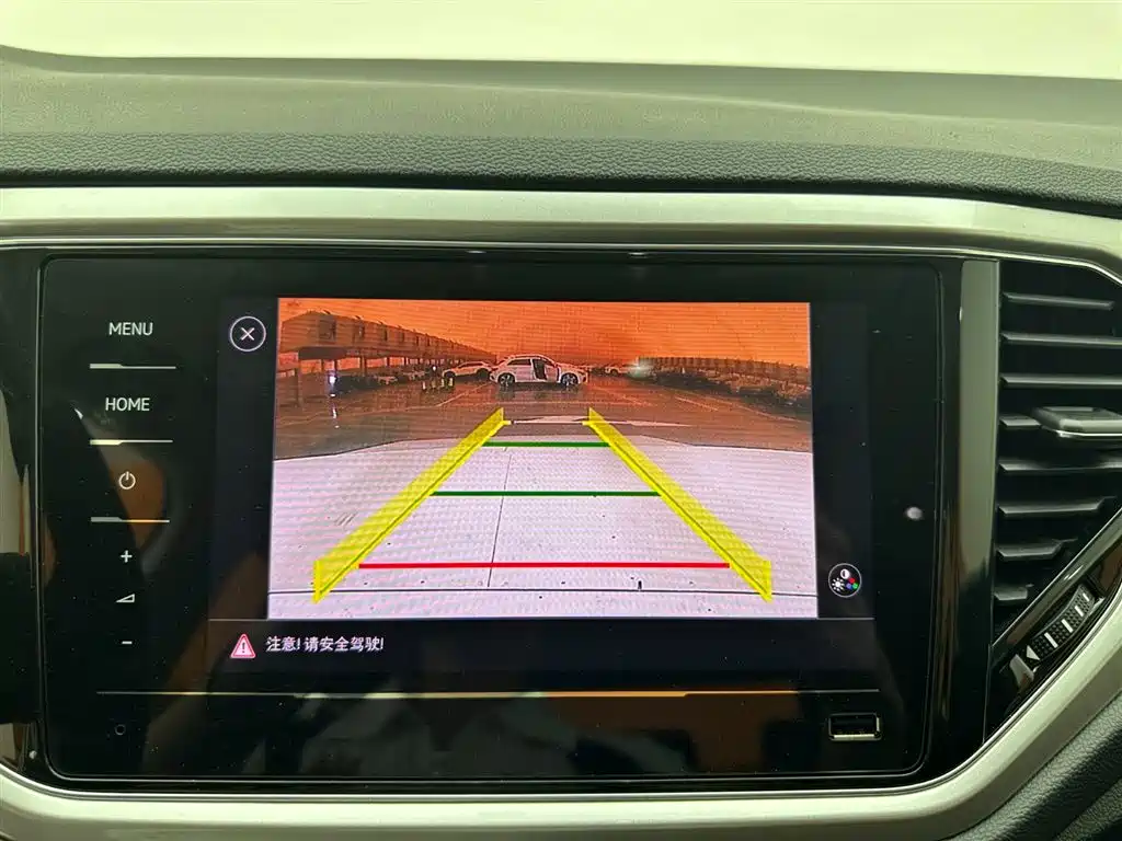Volkswagen T-Roc 2022 — фото 24