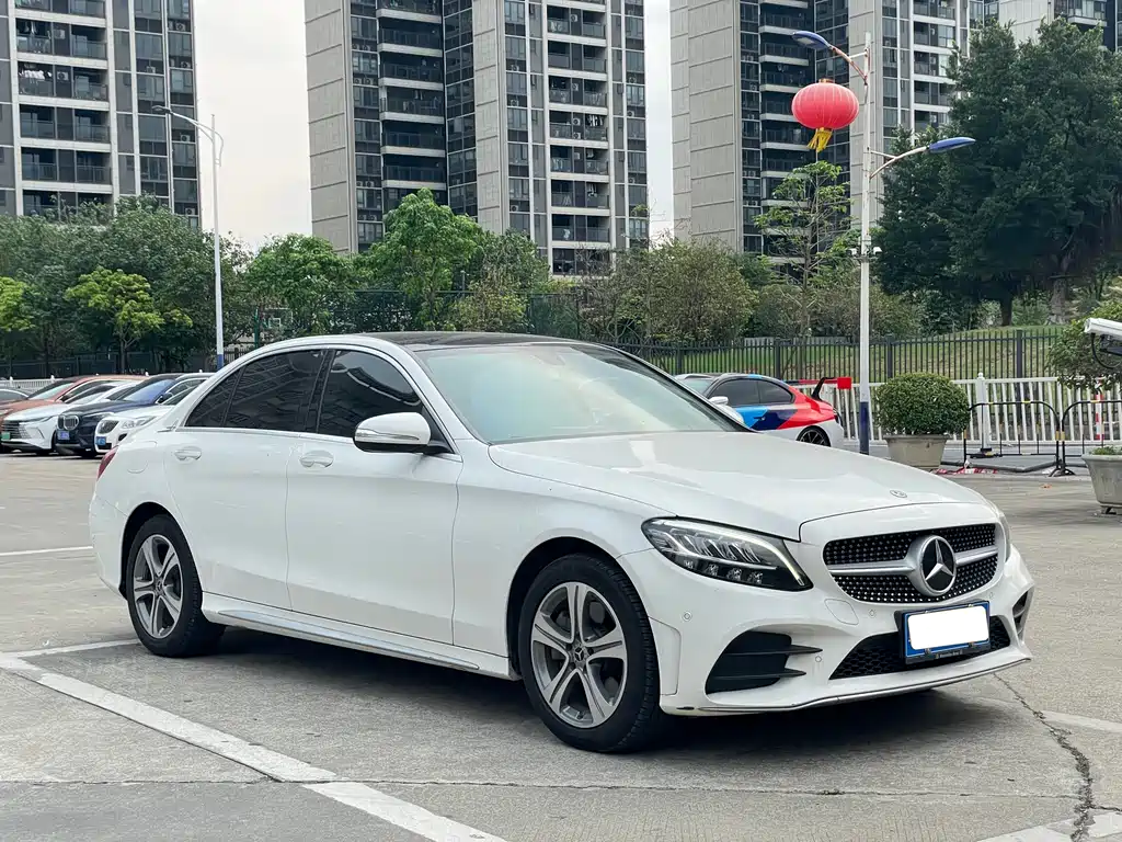 Mercedes-Benz C-Class 2019 — фото 3