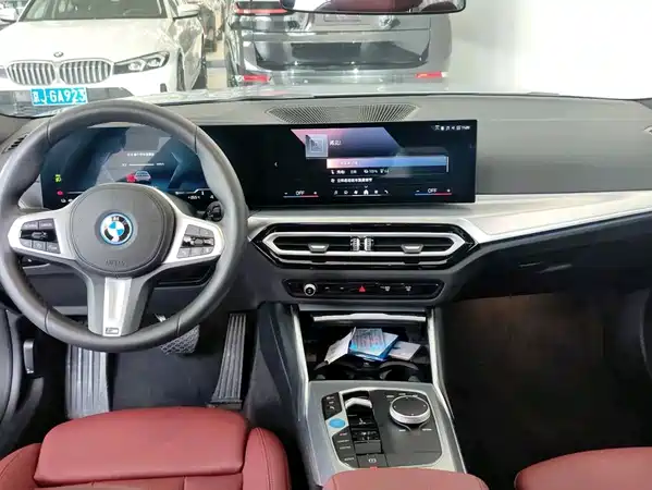 BMW i4 2026