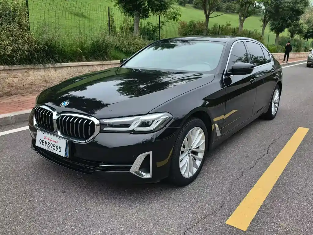 BMW 5 Series 2022