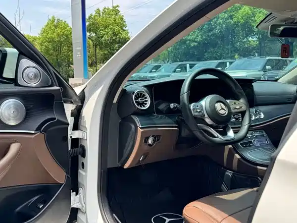 Mercedes-Benz E-Class 2019
