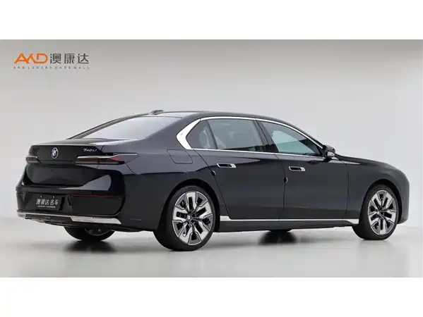 BMW 7 Series 2024