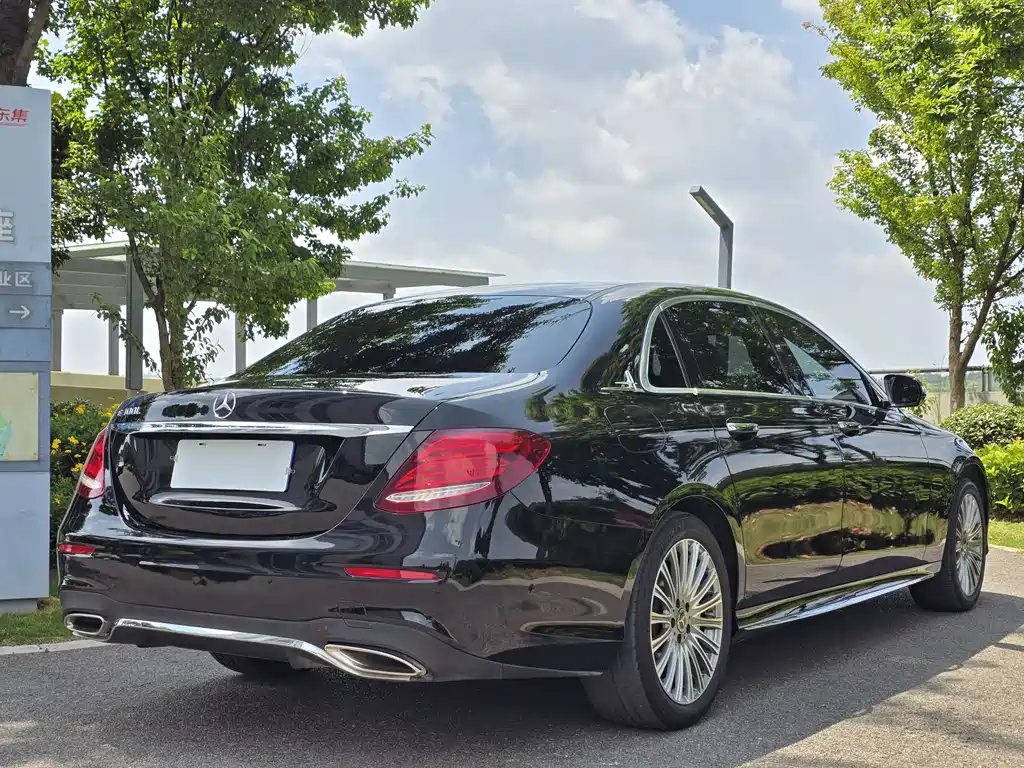 Mercedes-Benz E-Class 2020 — фото 7