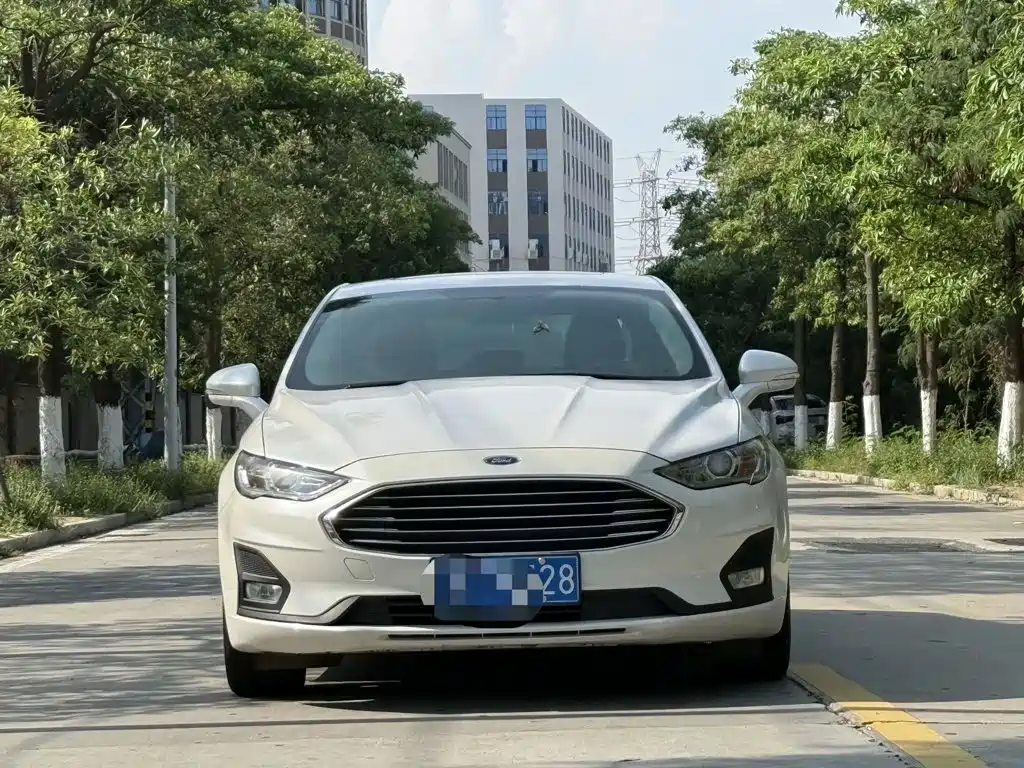 Ford Mondeo 2020 — фото 2