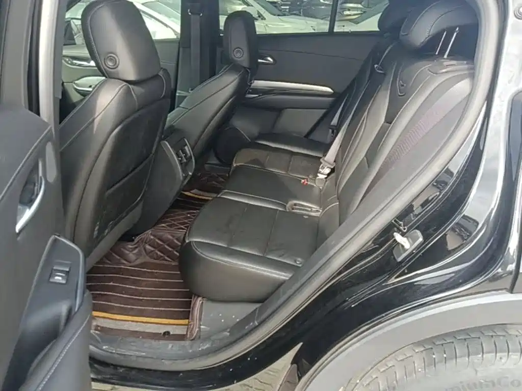 Cadillac XT4 2021 — фото 17
