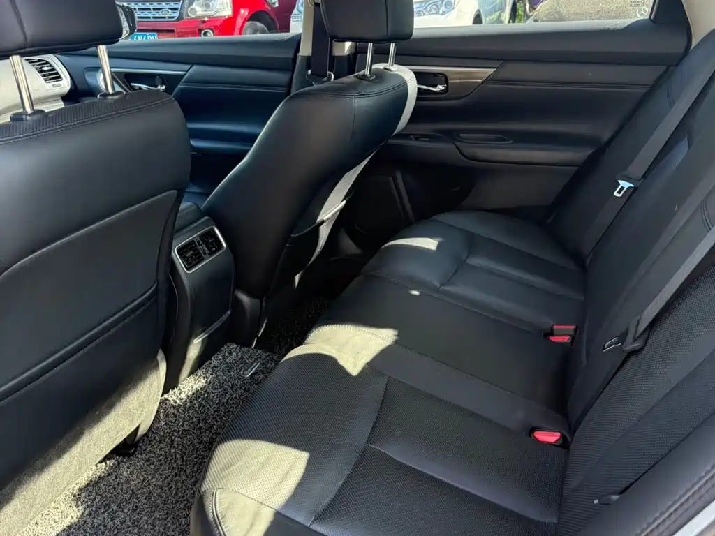 Nissan Teana 2015 — фото 11