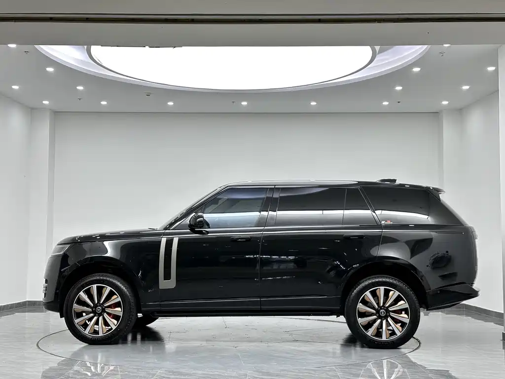 Land Rover Range Rover 2025 — фото 4